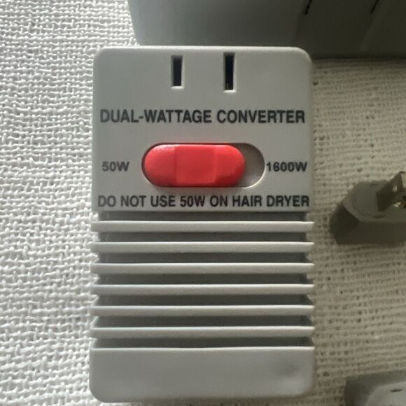 Digital Concepts International / World-Wide Converter Kit 50 - 1600 W - Picture 5 of 8